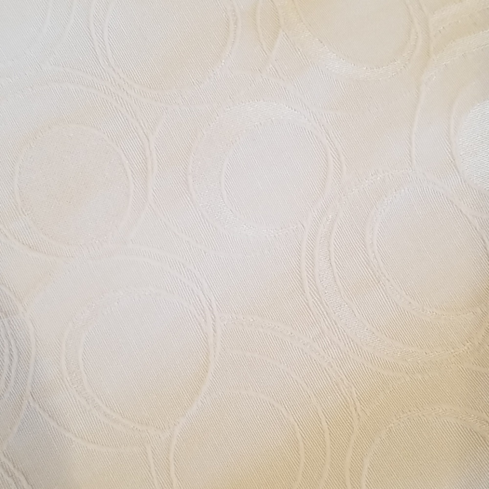 White dress - Picture 5 of 6